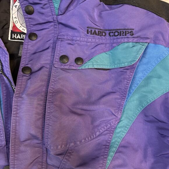 VTG Hard Corps Winters Ski/Snowboarding Jacket Sz L Full Zip Snaps Tuck In Hood - Picture 11 of 12
